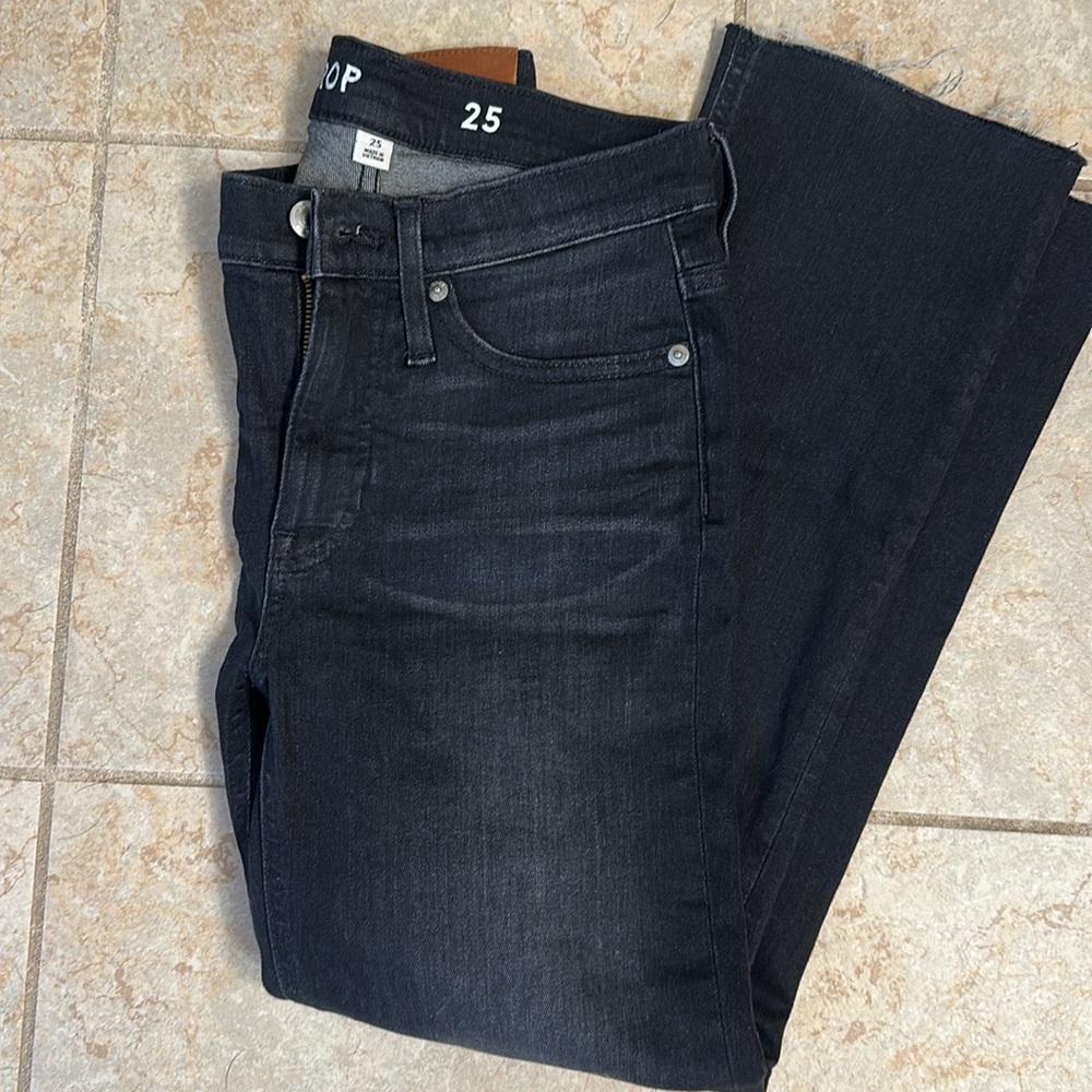 J Crew jeans - Demi Boot Crop - Size 25 - Picture 2 of 3